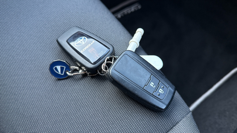 Toyota Corolla 1.8 VVT-i Hybrid Icon 5dr CVT Hybrid Hatchback